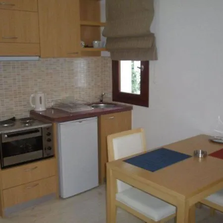 Irida & Pool Apartman